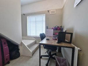 Photo 7- click for photo gallery